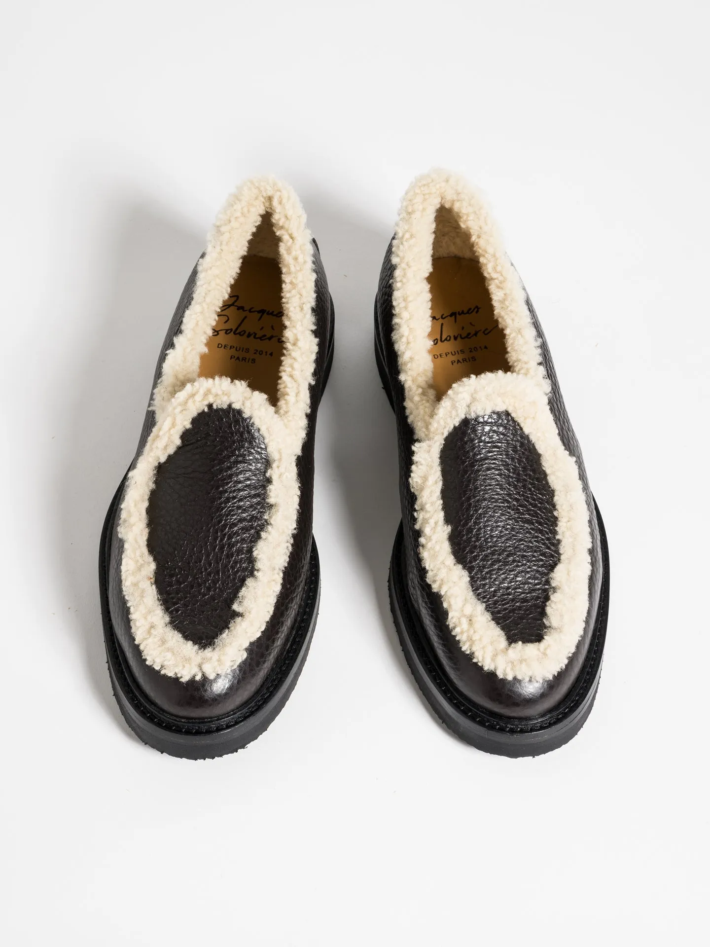 ALEXIS EBANO SHEARLING