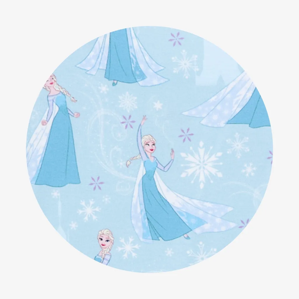 Disney Frozen Elsa & Frozen Castle Reversible Quilted Patoo® Blanket