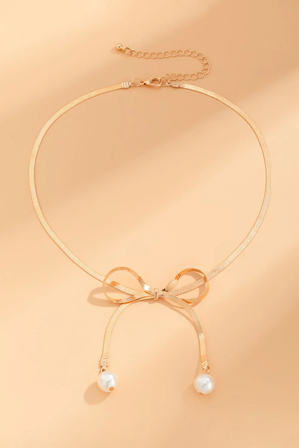 Gold Pearly Bow Plated Collarbone Necklace