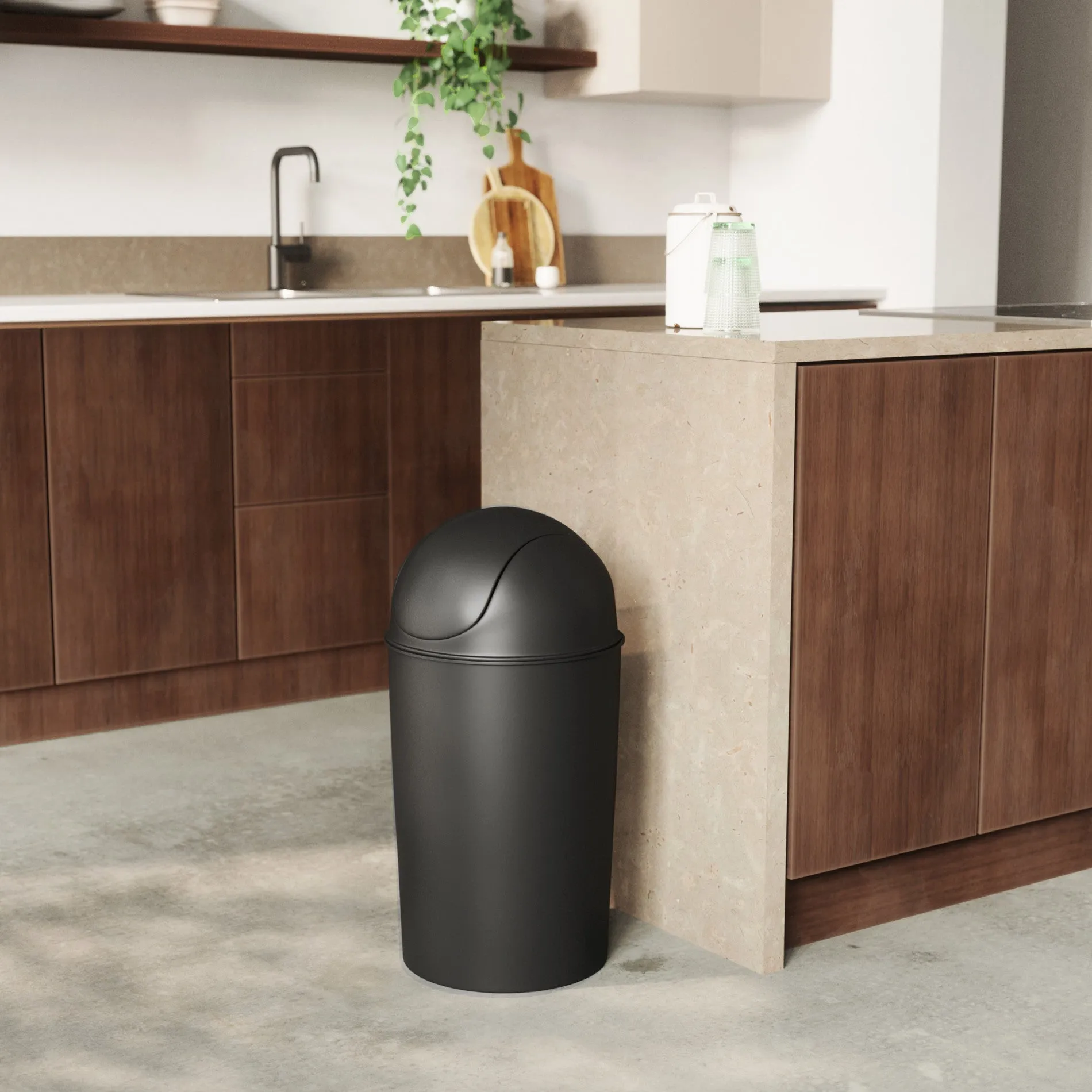 Grand Trash Can