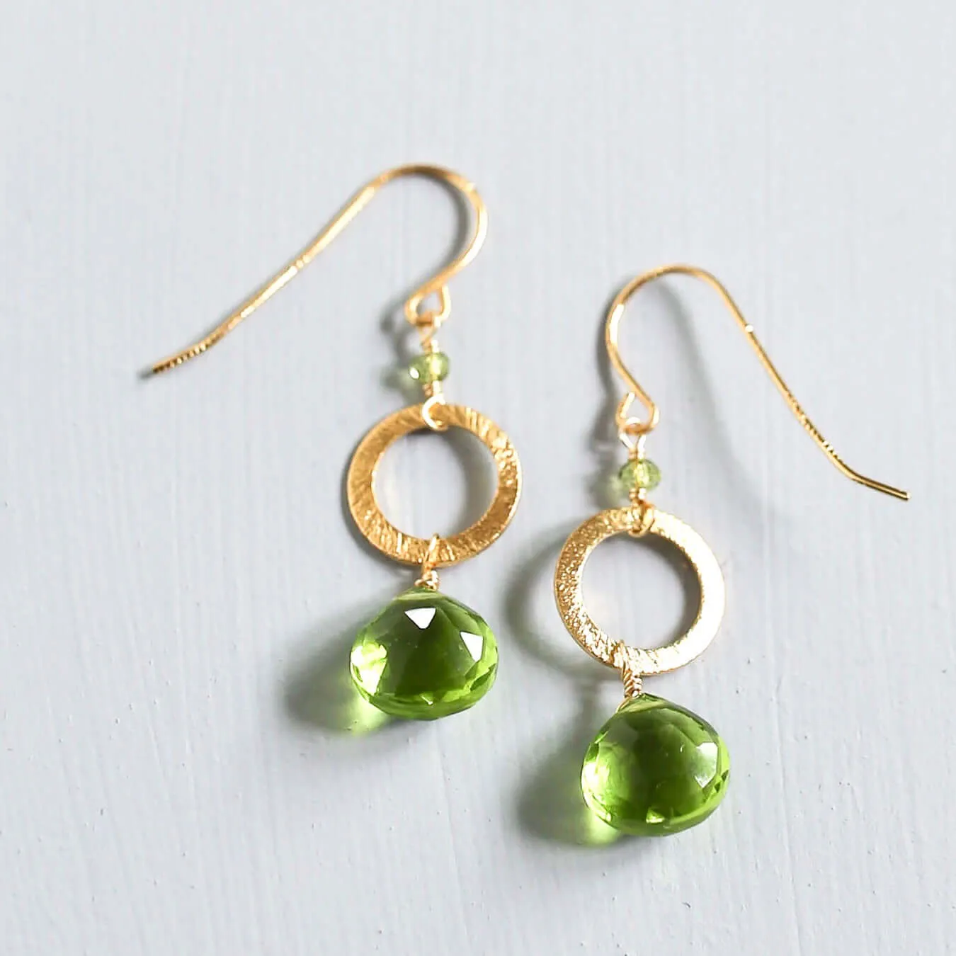 The Airie Earring - Peridot Quartz Gold no